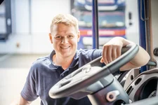 LKW-Fahrer bei HEINLOTH