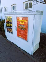 Unsere MOSKITO Rahmen an Stromkästen
