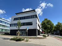 Modernes Bürogebäude am Bahnhof Rheine