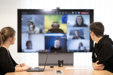 Digitale Zusammenarbeit in der ESE während eines Online Meetings