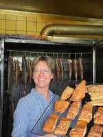 Bei uns wird jeden Freitag geräuchert: Forelle, Saibling, Lachsforelle, Wallerfilet, Karpfen, Lachs