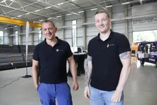 weitere glückliche Mitarbeiter