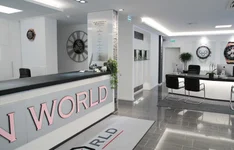Showroom Uhrenworld München Center GmbH