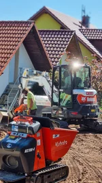Bei der Arbeit im Privatgarten - BELLA FLORA GmbH