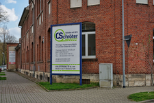 Hier sind wir zu finden: Neben dem Schlachthof!